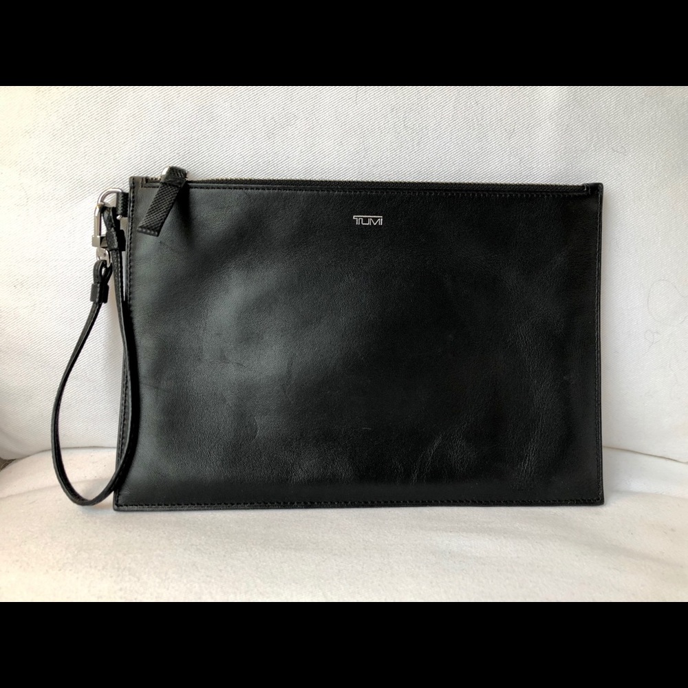 Tumi Black Leather Wristlet